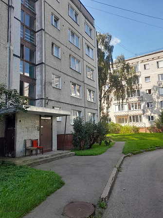 Pārdod divu istabu dzīvokli Vecmilgrāvī. Dzīvoklī nepieciešams remonts.
Dzīvoklis ar lodžiju. Zemes  Рига - изображение 1