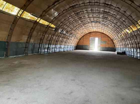 Складское помещение в аренду, Румбула  Предлагаем просторный полукруглый ангар с Рижский район