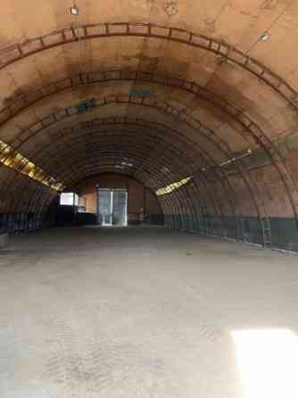 Складское помещение в аренду, Румбула  Предлагаем просторный полукруглый ангар с Рижский район