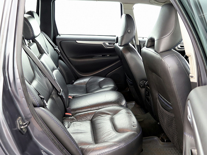 Volvo XC70 Summum Facelift ATM 2.4 D5 120kW Таллин - изображение 7