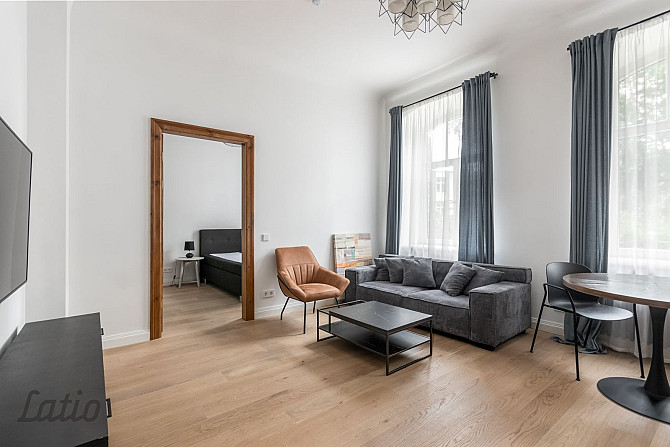 Pārdod dzīvokli prestižajā Kalnciema kvartālā, Āgenskalnā
Ekskluzīva iespēja iegādāties gaišu un pil Рига - изображение 3