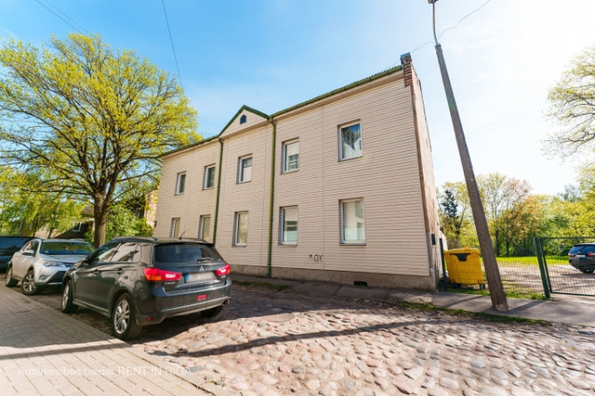 Продается просторный дом с земельным участком.  Зона малоэтажной жилой застройки Рига - изображение 2