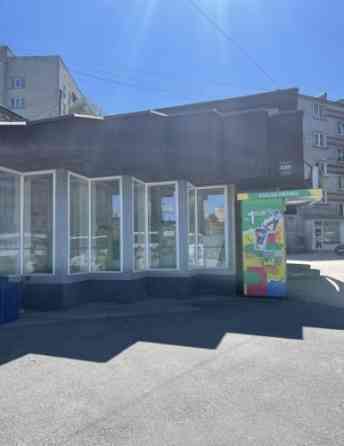 Nomai tiek piedāvātas tirdzniecības telpas Juglā ar kopējo platību 160 m2. Atvērta tipa plānojums. T Рига