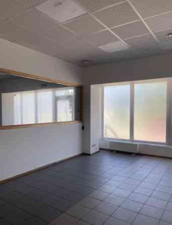Nomai tiek piedāvātas tirdzniecības telpas Juglā ar kopējo platību 160 m2. Atvērta tipa plānojums. T Рига