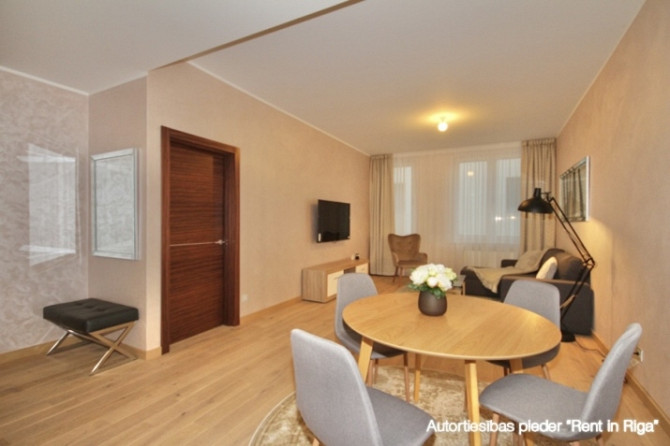 Сдается в аренду светлая, солнечная, уютная 2-комнатная квартира в тихом центре Рига - изображение 3
