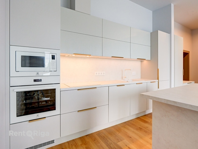 Эксклюзивная квартира в новом проекте с балконом, гардеробной и личным Рига - изображение 4