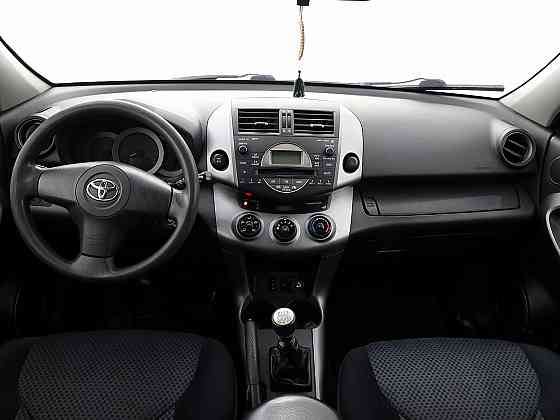 Toyota RAV4 Linea Sol 4x4 2.2 D-4D 100kW Таллин