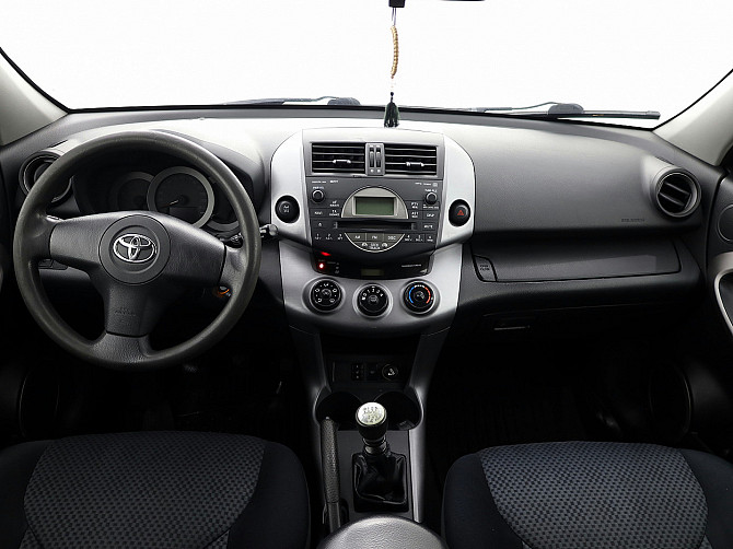 Toyota RAV4 Linea Sol 4x4 2.2 D-4D 100kW Таллин - изображение 5