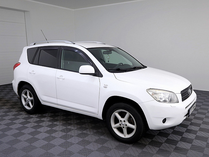 Toyota RAV4 Linea Sol 4x4 2.2 D-4D 100kW Таллин - изображение 1