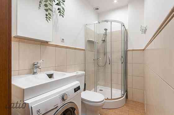 Pārdod studio dzīvokli ar atsevišķu ieeju 2017.gadā renovētā ēkā, kas būvēta funkcionālisma stilā 19 Рига