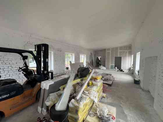 Складские помещения с прилегающей территорией в Румбуле:      1-й этаж;      Открытое Рижский район