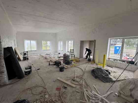 Складские помещения с прилегающей территорией в Румбуле:      1-й этаж;      Открытое Рижский район