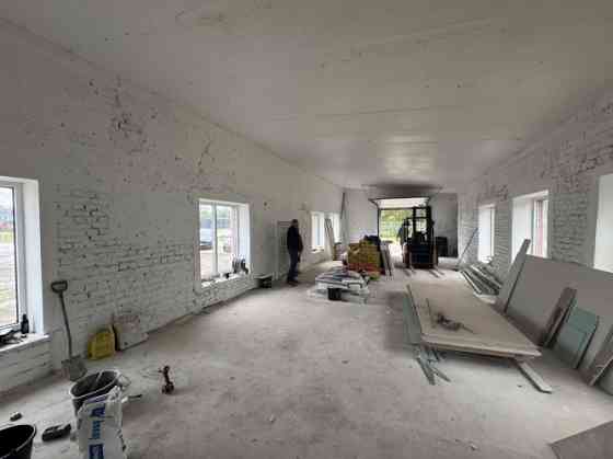 Складские помещения с прилегающей территорией в Румбуле:      1-й этаж;      Открытое Рижский район