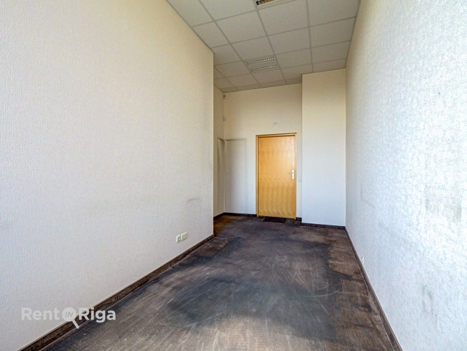 Kvalitatīvs, kompakta izmēra birojs renovētā ēkā  Ganību dambī 24D.  Birojs atrodas ēkas Rīga - foto 8