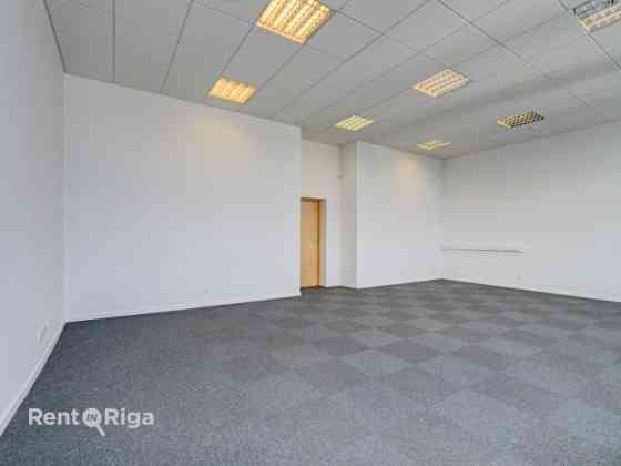 Качественный, компактный офис в отреставрированном здании  Ganību dambī 24D.  Офис Rīga