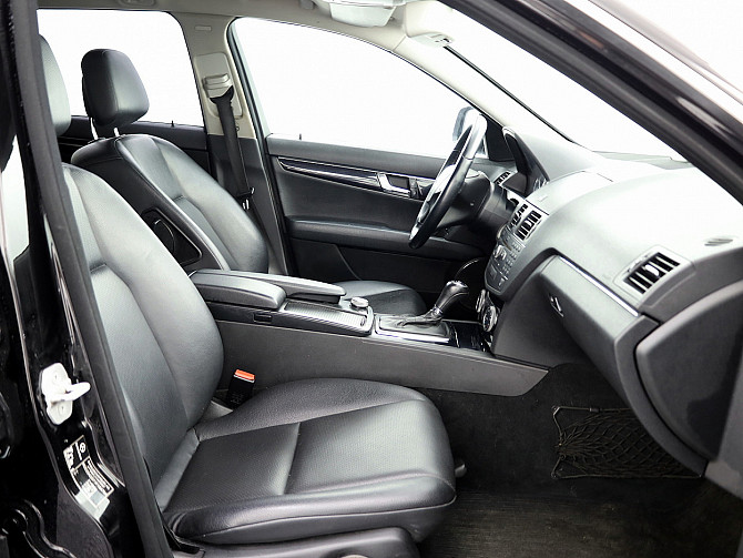 Mercedes-Benz C 200 Avantgarde ATM 2.1 CDI 100kW Tallina - foto 6