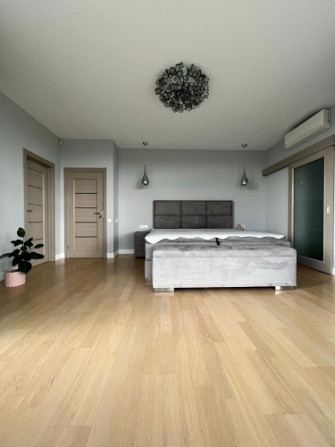 Ekskluzīva māja ar lielisku atrašanās vietu  iespēja baudīt skaistākos saulrietus un Ķekavas pagasts - foto 9