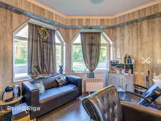 Kоммерческое здание с широкими возможностями  Сдаётся в аренду одноэтажное Rīga