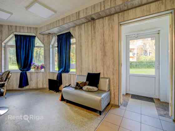 Kоммерческое здание с широкими возможностями  Сдаётся в аренду одноэтажное Rīga