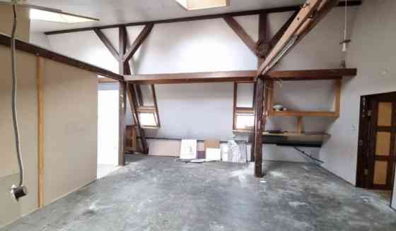 Продаются  просторные помещения в реновированном проекте Шефела намс  О проекте - Rīga