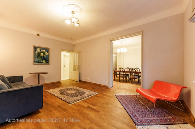 Īrei pieejams brīnišķīgs 4 istabu dzīvoklis, kas piedāvā visu nepieciešamo  plašumu, Rīga - foto 7