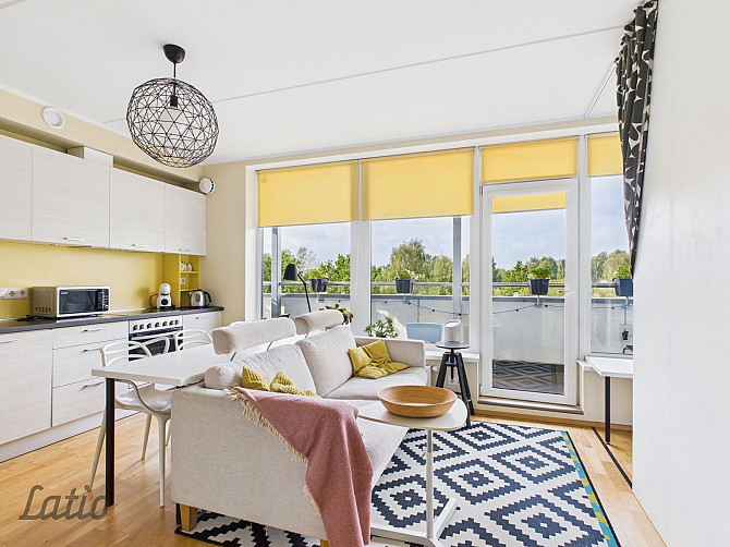 Pilnībā aprīkots 2 istabu dzīvoklis ar terasi un panorāmas skatu jaunajā projektā Solitudes Parks
Ce Рига - изображение 1