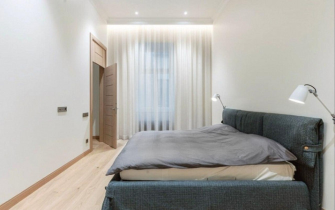 Moderns dzīvoklis Vecrīgas sirdī.  Ilgtermiņa īrei tiek piedāvāts tikko renovēts un mēbelēts 78 m dz Рига - изображение 7