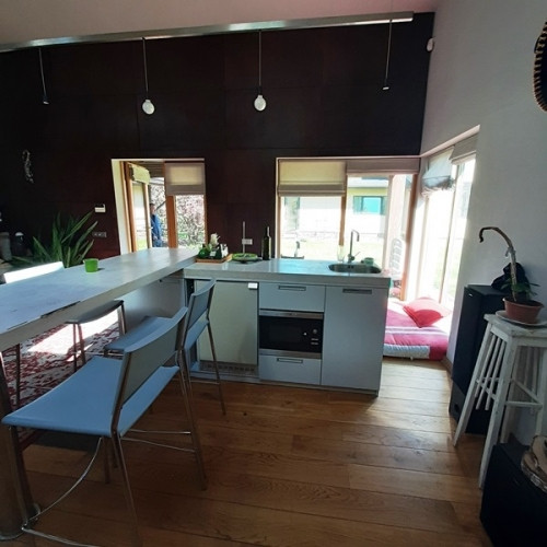 Предлагается в долгосрочную аренду в зимний период: небольшой коттедж с баней в Юрмала - изображение 6