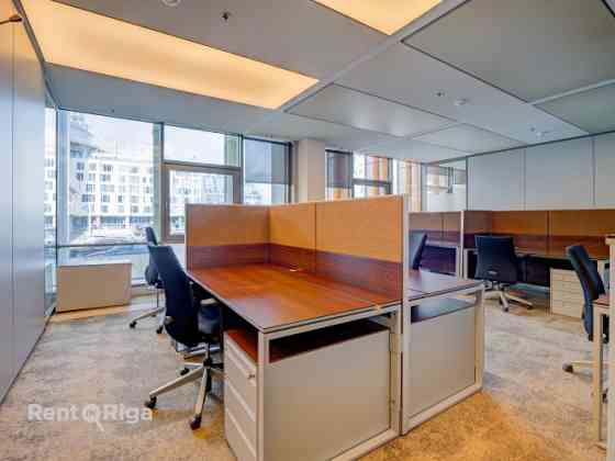 Престижный, сразу доступный, полностью меблированный офис в одном из самых Rīga