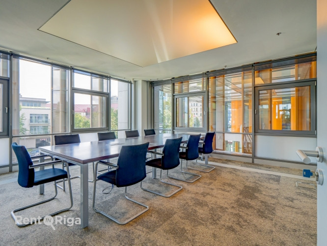 Prestižs, uzreiz pieejams un mēbelēts birojs vienā no Rīgas ievērojamākajiem biroju Rīga - foto 1
