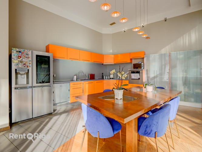 Продаётся красивый двухэтажный частный дом у моря.  Эксклюзивная возможность Рига - изображение 17