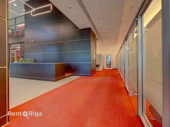 Помещения у главного входа  гибкое решение для вашего бизнеса!  + 1-й этаж, прямо у Rīga
