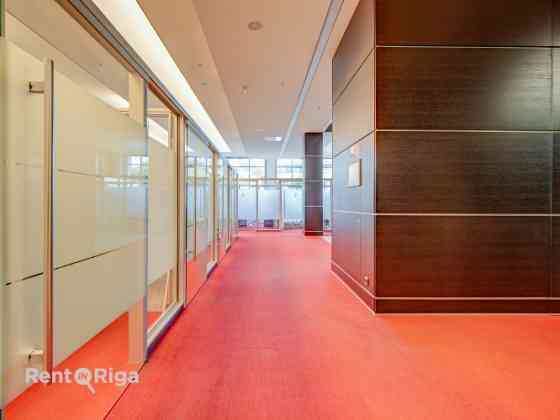 Помещения у главного входа  гибкое решение для вашего бизнеса!  + 1-й этаж, прямо у Rīga