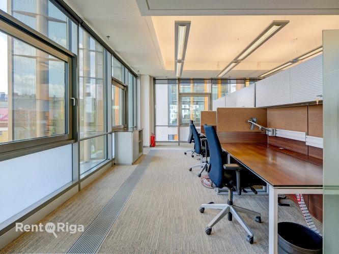Prestižs, uzreiz pieejams un mēbelēts birojs vienā no Rīgas ievērojamākajiem biroju Rīga - foto 1