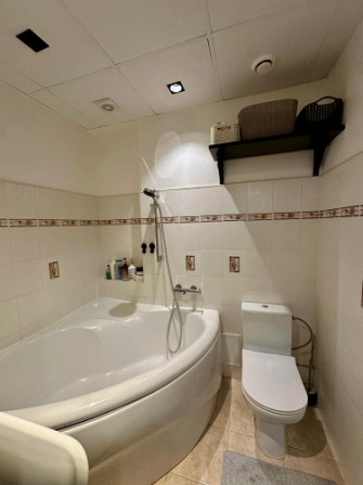 Продаётся солнечная и уютная квартира в посёлке Суниши  Квартира состоит из: Рижский район - изображение 7