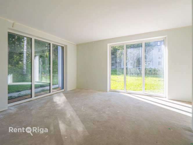 Доходный дом на улице Юркалнес  Продаётся доходный дом с превосходным Рига - изображение 1