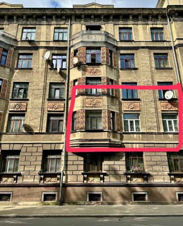 Pārdod 4 istabu dzīvokli Rīgas centrā!  Telpas ir apvītas ar gaismu un vērību, ar augstiem Rīga - foto 9