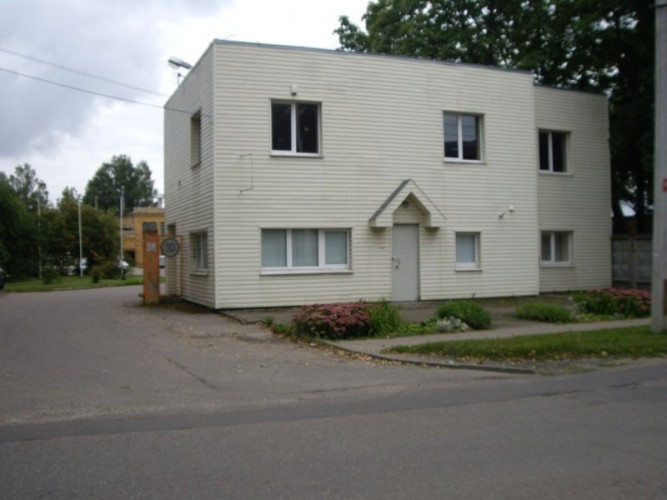 Izīrē apkurināmas telpas ar rampu un ofisu!  Telpas piemērotas: + Darbnīcai + Noliktavai + Rīga - foto 1