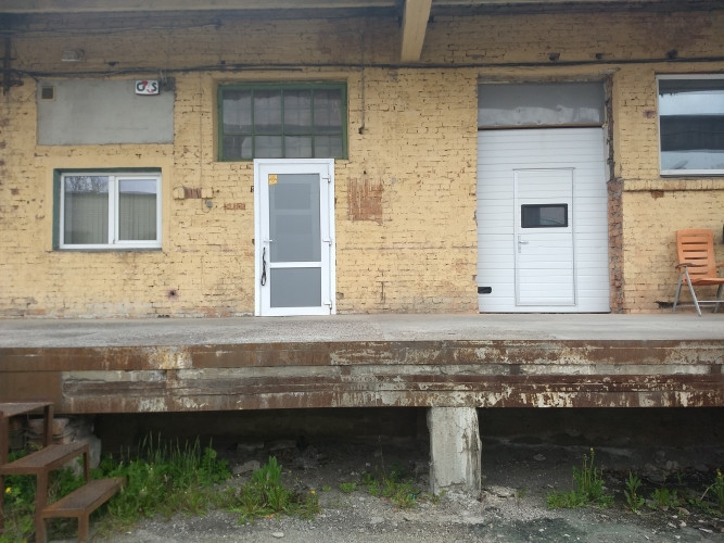 Izīrē apkurināmas telpas ar rampu un ofisu!  Telpas piemērotas: + Darbnīcai + Noliktavai + Rīga - foto 3