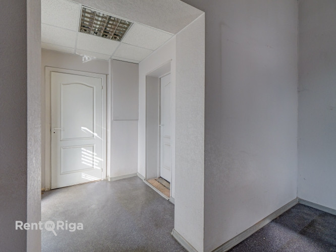 Izīrē apkurināmas telpas ar rampu un ofisu!  Telpas piemērotas: + Darbnīcai + Noliktavai + Rīga - foto 17