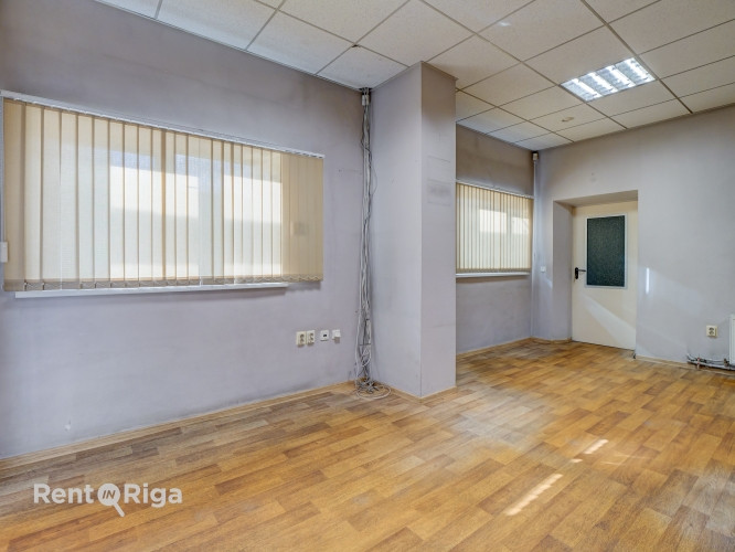 Izīrē apkurināmas telpas ar rampu un ofisu!  Telpas piemērotas: + Darbnīcai + Noliktavai + Rīga - foto 16