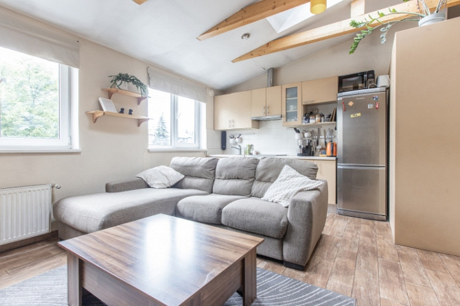 Pārdod gaišu un mājīgu 3 istabu dzīvokli Āgenskalnā!  Īpašs un reti pieejams - plašs 3 Rīga - foto 2