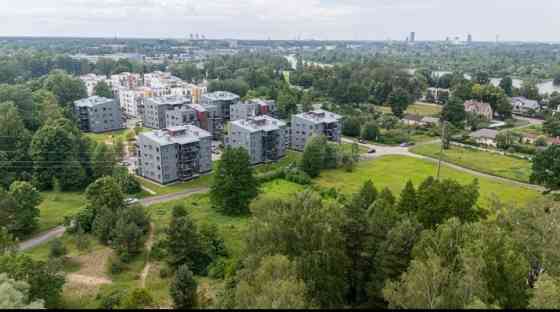 Перспективный земельный участок в Биšумуйжа  подходит как для проживания, так и Рига