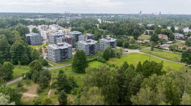 Potenciāls zemes gabals Bišumuižā  piemērots gan dzīvošanai, gan investīcijām Rīga - foto 5