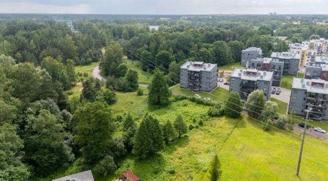 Potenciāls zemes gabals Bišumuižā  piemērots gan dzīvošanai, gan investīcijām Rīga - foto 7
