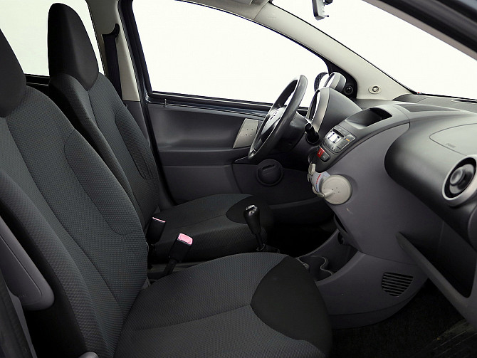 Toyota Aygo Linea Sol A-C 1.0 50kW Tallina - foto 6