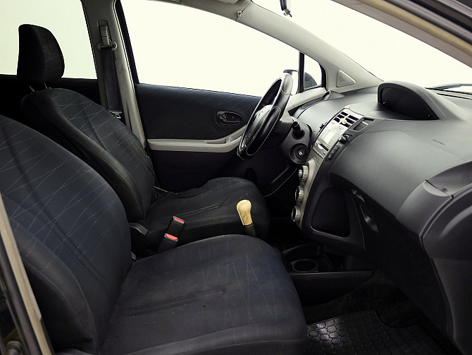 Toyota Yaris Linea Sol 1.4 D-4D 66kW Tallina - foto 6