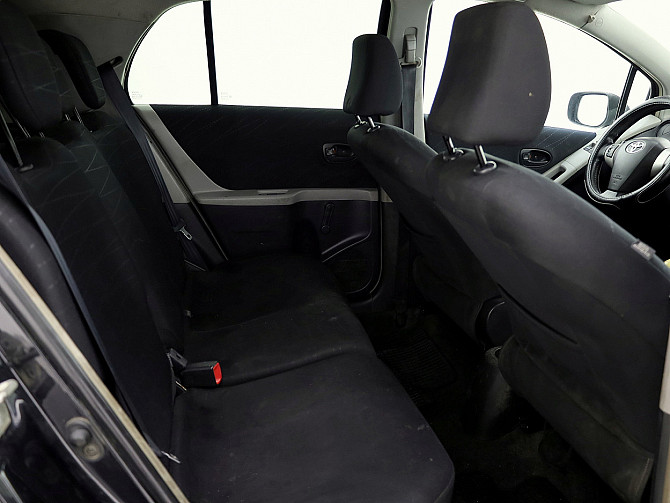 Toyota Yaris Linea Sol 1.4 D-4D 66kW Tallina - foto 7