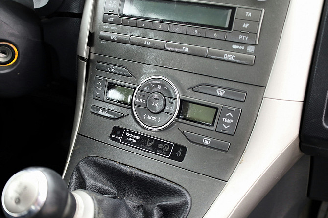 Toyota Auris Linea Sol 1.6 91kW Таллин - изображение 8