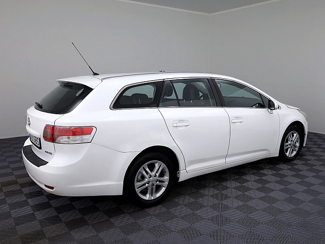 Toyota Avensis Comfort 2.0 D-4D 93kW Таллин - изображение 3